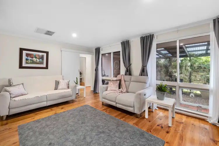 10 Gretel Crescent