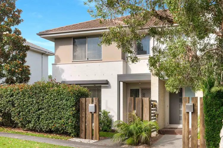 17 Lakewood Boulevard, Flinders NSW 2529