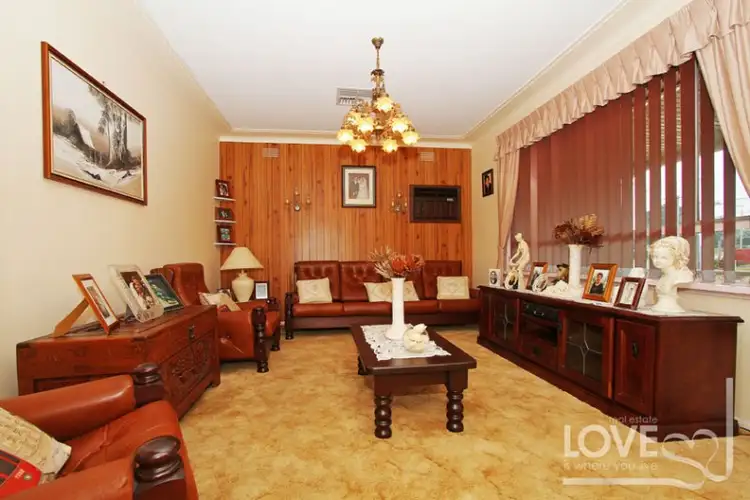 Second view of Homely house listing, 2 Rosenthal Crescent, Reservoir VIC 3073