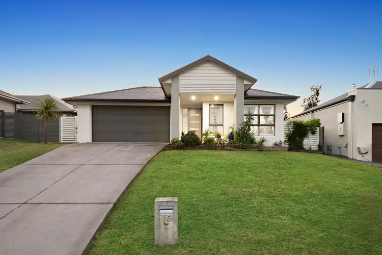 15 Innes Street, North Rothbury NSW 2335