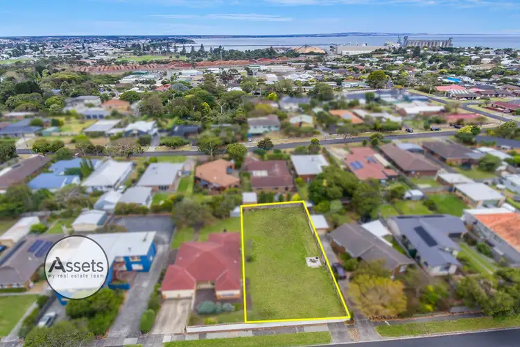 32 Short Street, Portland VIC 3305