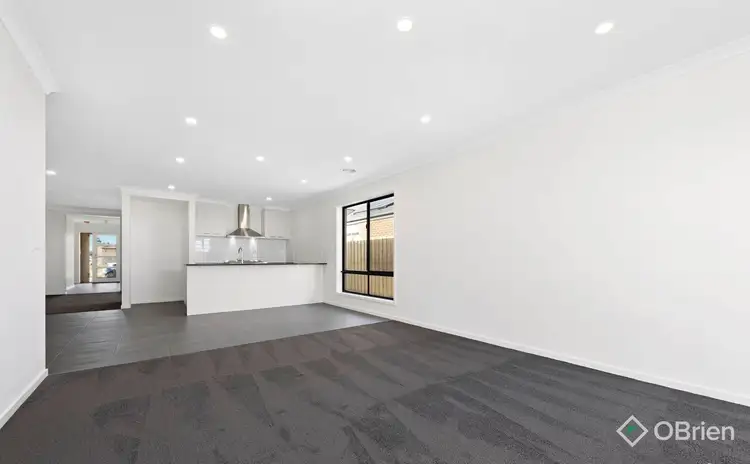 Fourth view of Homely house listing, 2 Valerian Street, Melton South VIC 3338