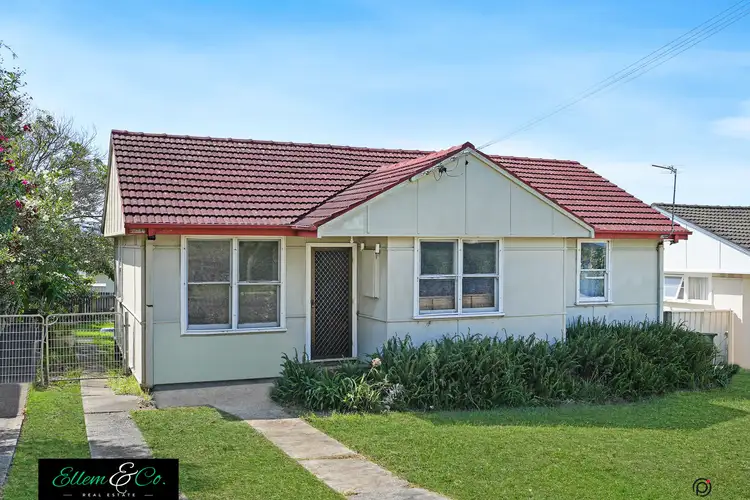 17 Beaton Street, Lake Illawarra NSW 2528