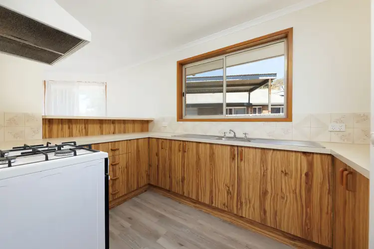 Sixth view of Homely unit listing, 1/13 Shiels Court, Wodonga VIC 3690