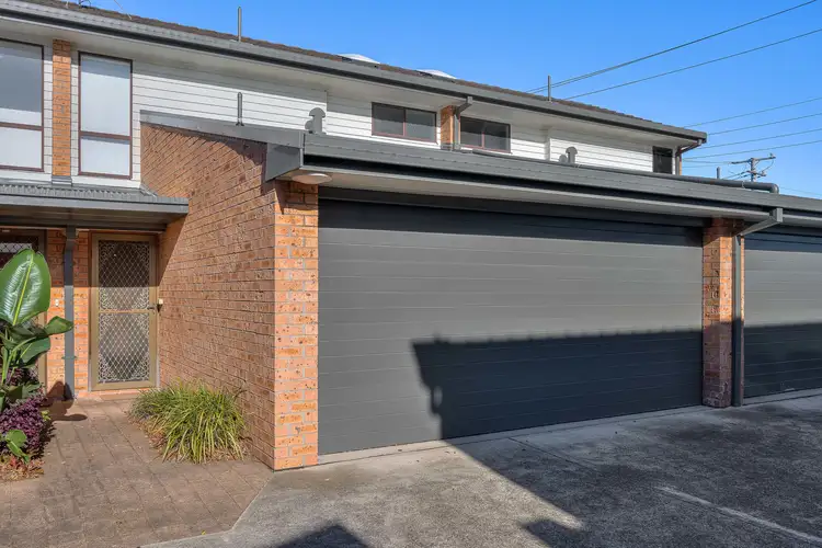 2/126 Dumaresq Street, Hamilton NSW 2303