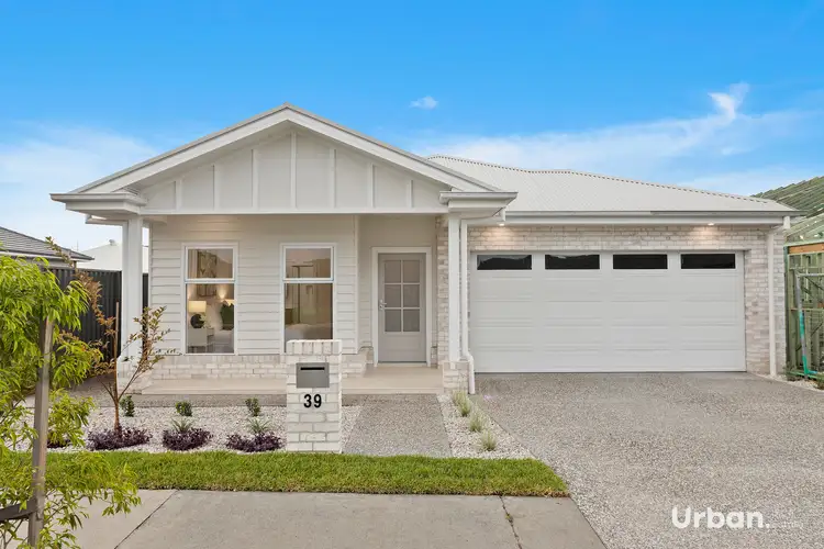 39 Bowral Crescent
