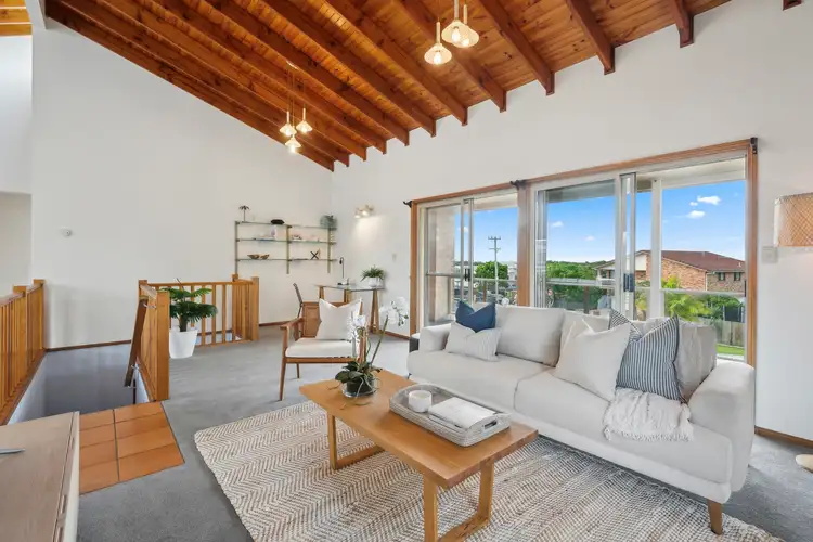 9 Headland Road, Arrawarra Headland NSW 2456