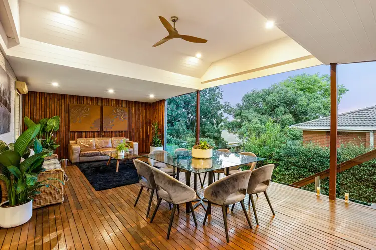 120 Stewarts Lane, Sunbury VIC 3429