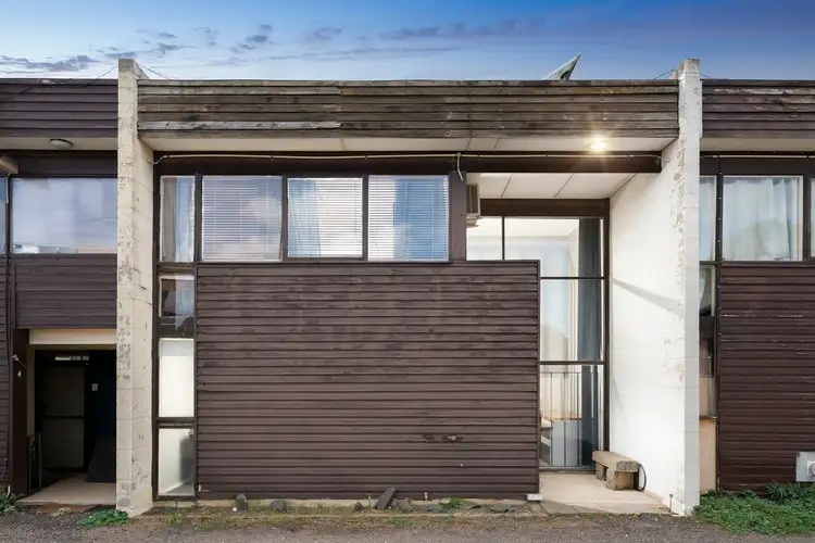 5/8 Beasley Avenue