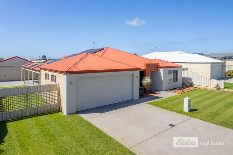 10 Neptune Pass, Mckail WA 6330