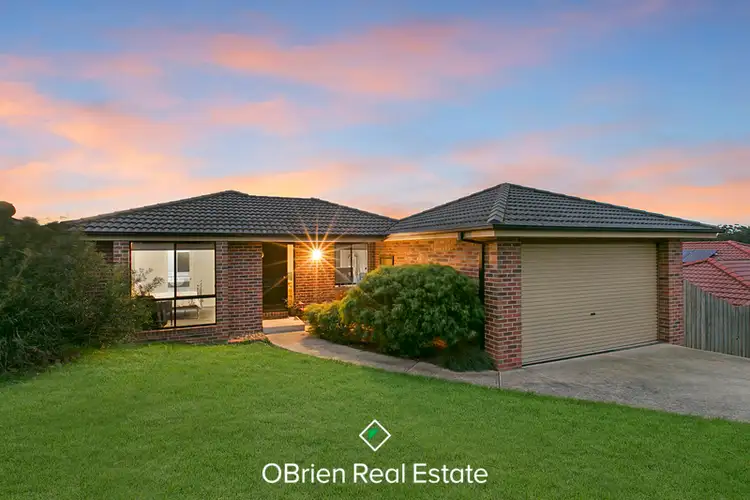 5 Vivian Court, Drouin VIC 3818