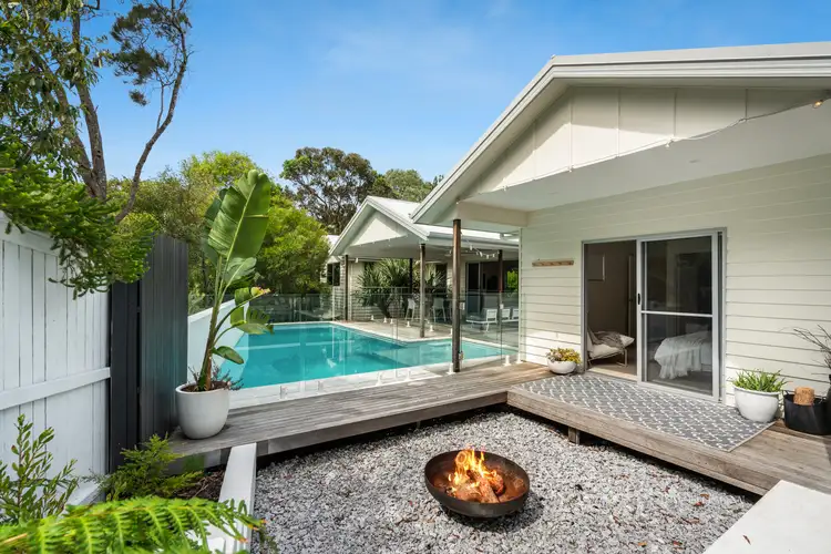 17 Rainbow Crescent, Sunrise Beach QLD 4567