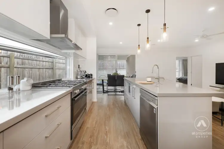 Fifth view of Homely house listing, 23 Arravanda Crescent, Pallara QLD 4110