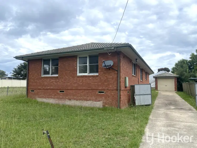 61 Short Street