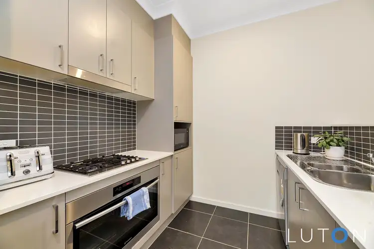 12/33 Arthur Blakeley Way, Coombs ACT 2611