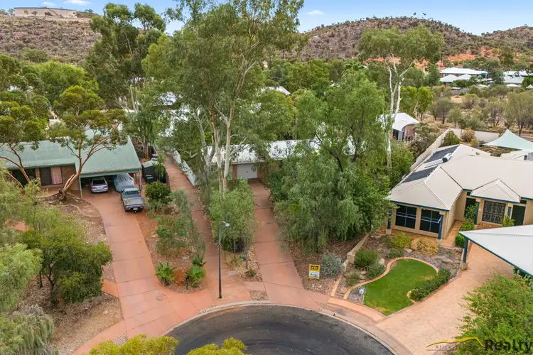 4 Lakes Court, Desert Springs NT 870