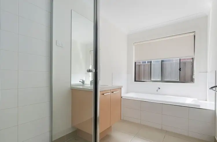Fifth view of Homely house listing, 32 Golden Wattle Way, Melton West VIC 3337
