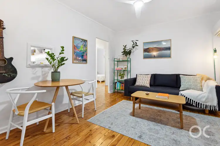 2/23 George Street
