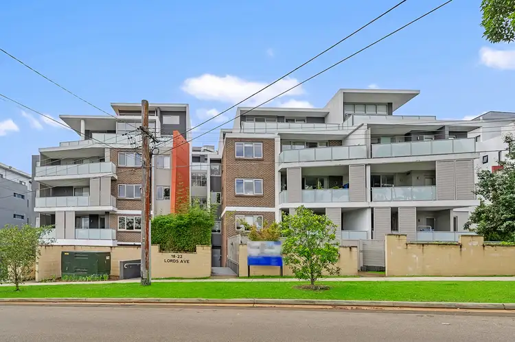 Main view of Homely unit listing, 26/18-22 Lords Avenue, Asquith NSW 2077