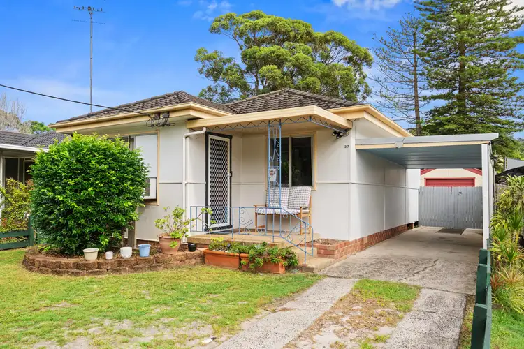 37 Phegan Street, Woy Woy NSW 2256