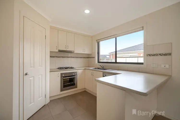 Second view of Homely house listing, 8/7 Syme Road, Pakenham VIC 3810