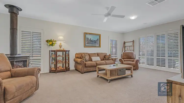 Third view of Homely house listing, 2 Fawkner Court, Echuca VIC 3564
