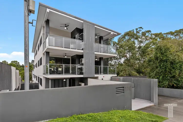 8/110 Nicholson Street, Greenslopes QLD 4120