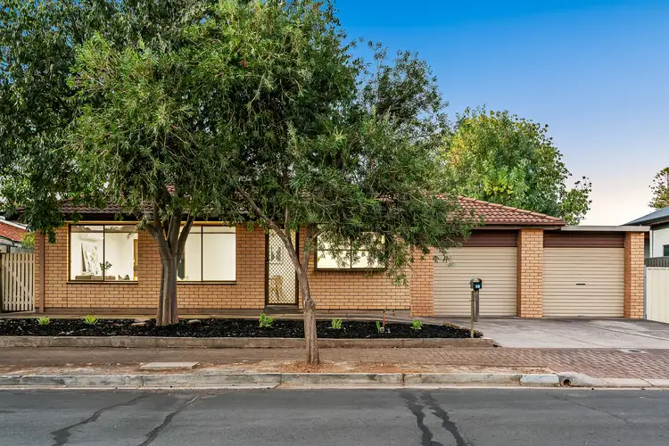 1a Fifth Avenue, Trinity Gardens SA 5068