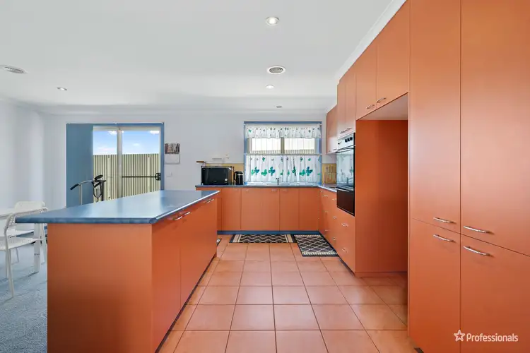 Sixth view of Homely unit listing, 2/8 Virtue Street, Maryborough VIC 3465
