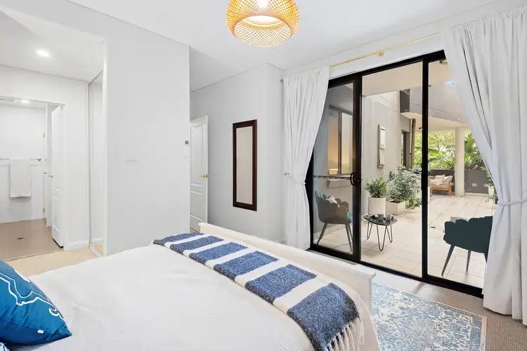 Fifth view of Homely apartment listing, 1/10 Oaks Avenue, Dee Why NSW 2099