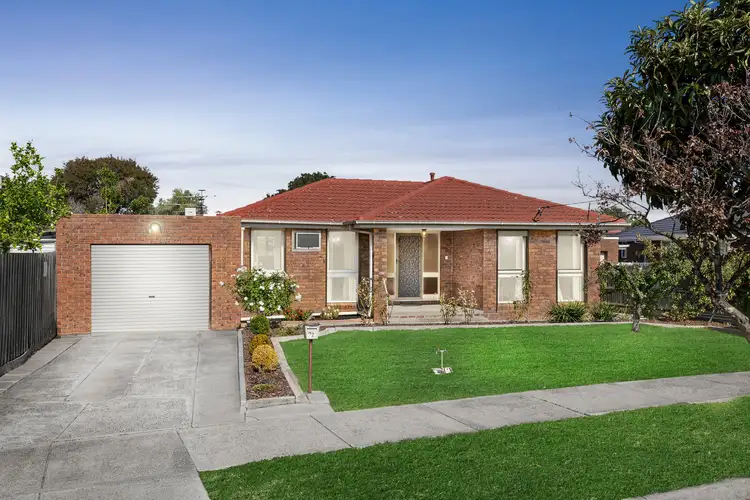 22 Glenelg Drive, Clayton South VIC 3169