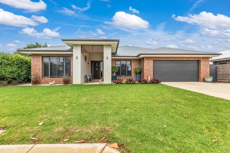 8 Yellow Gum Court, Moama NSW 2731