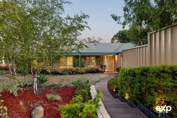 51 Balmoral Circuit, Sunbury VIC 3429