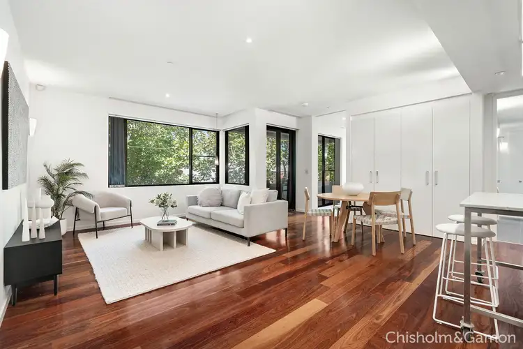 10/2a Tiuna Grove, Elwood VIC 3184