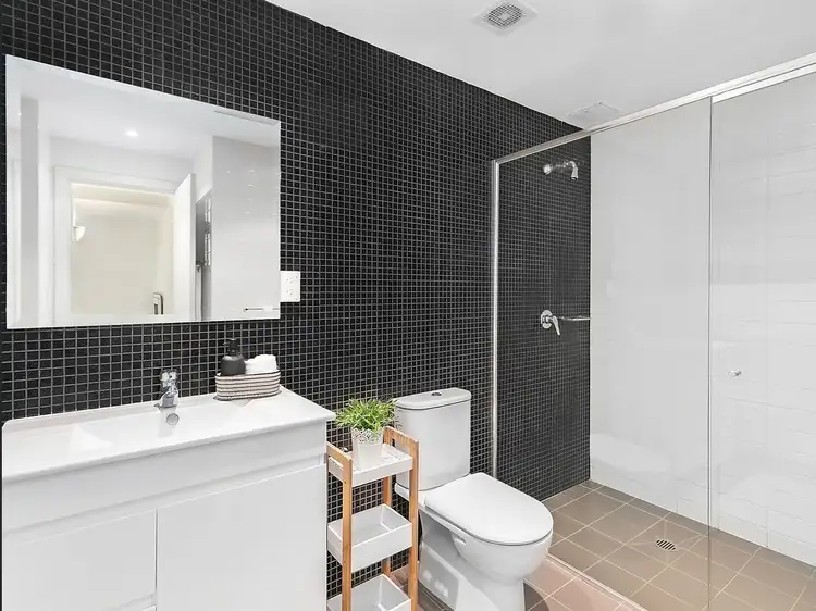 Sixth view of Homely apartment listing, 33/1 Albany Street, St Leonards NSW 2065