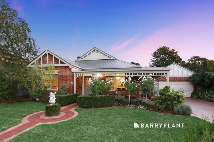 10 Shearer Drive, Rowville VIC 3178