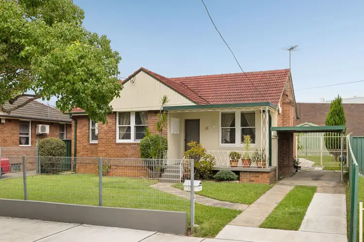 4 Cutbush Avenue, Strathfield South NSW 2136
