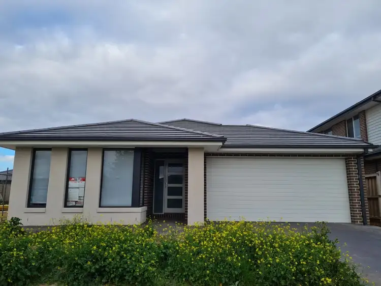 10 Ungara Drive, Werribee VIC 3030