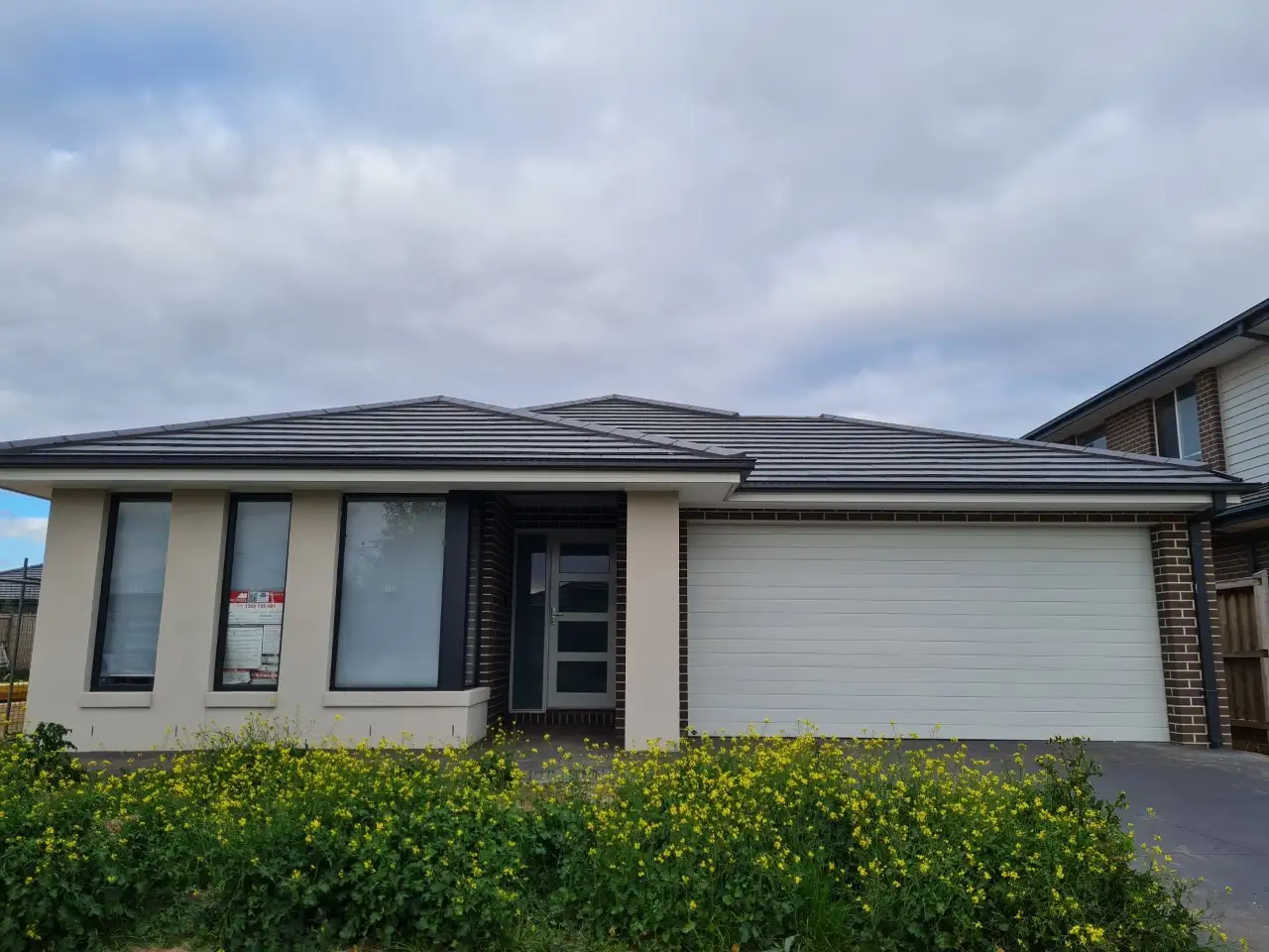 Main view of Homely house listing, 10 Ungara Drive, Werribee VIC 3030