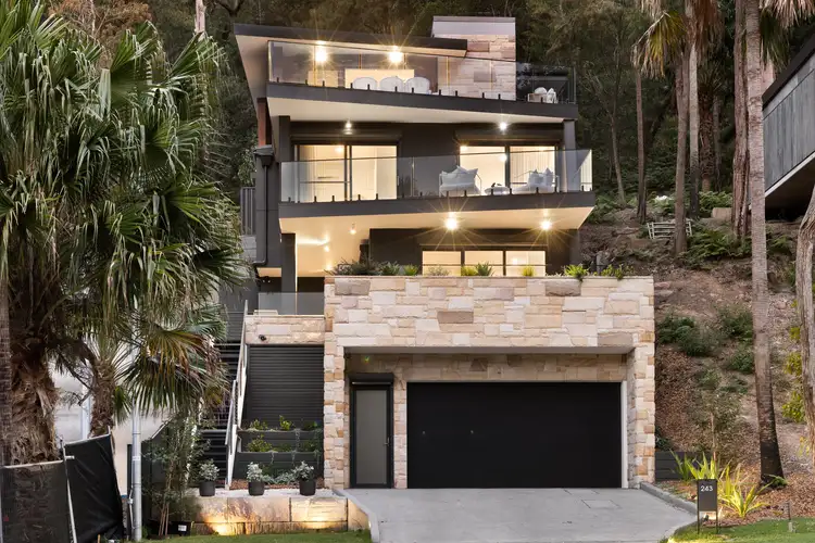 243 Mccarrs Creek Road, Church Point NSW 2105