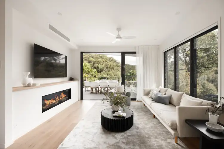 243 Mccarrs Creek Road, Church Point NSW 2105
