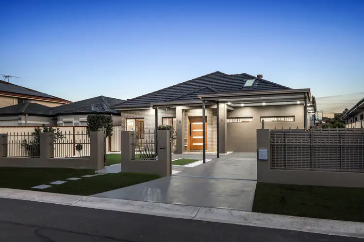 19 & 19A Luella Place, Rooty Hill NSW 2766