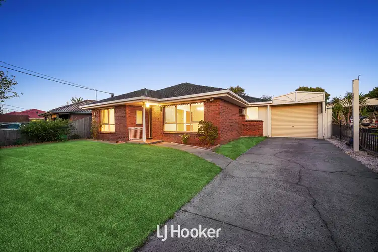 7 Oaks Court