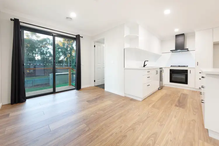 Sixth view of Homely house listing, 2 Melgaard Court, Wodonga VIC 3690