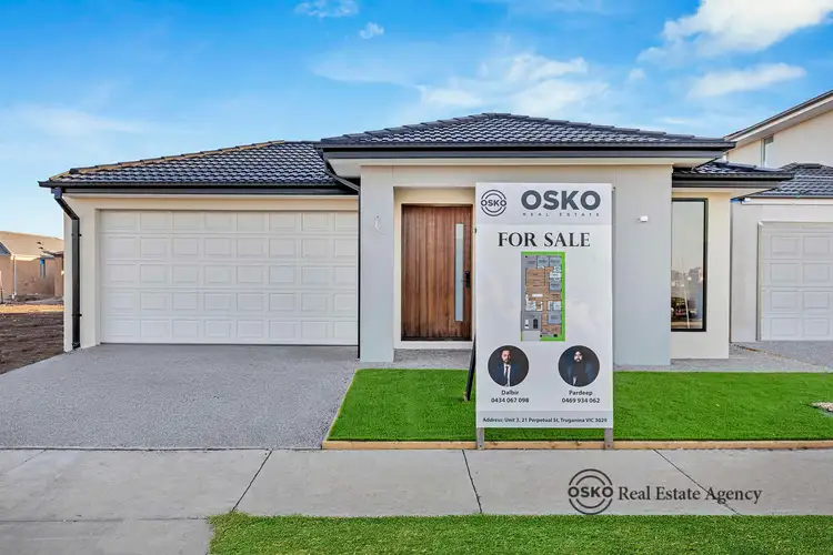 17 Pickering Crescent, Lara VIC 3212