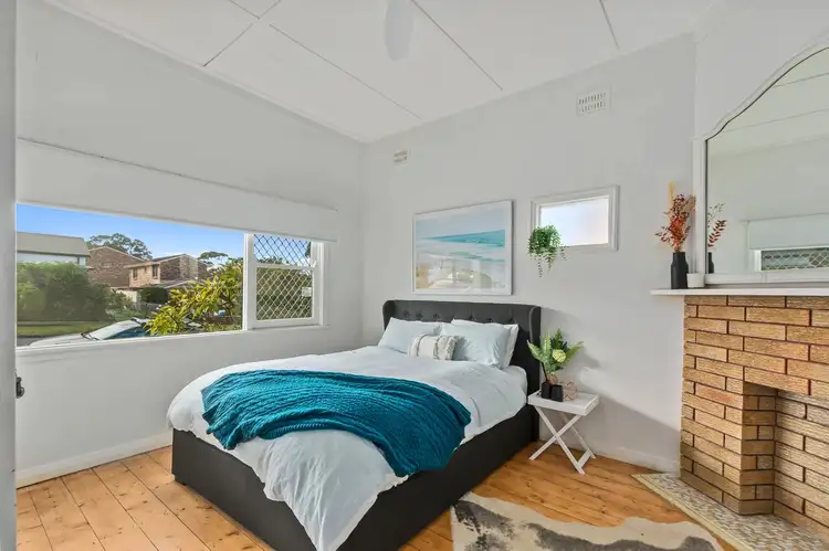 Fifth view of Homely house listing, 8 Robert Street, Corrimal NSW 2518