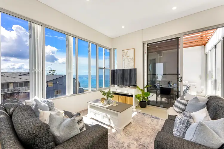 5/104 Ocean Parade, Blue Bay NSW 2261