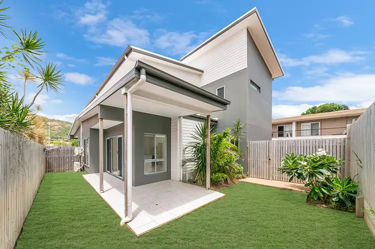 Fifth view of Homely house listing, 2/3 Cook Street, North Ward QLD 4810