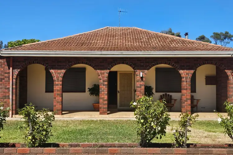 9 Coate Street, Katanning WA 6317