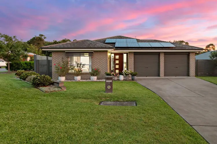 3 Brookfield Avenue